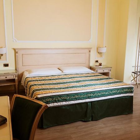 Hotel Terme Salus 아바노테르메 외부 사진