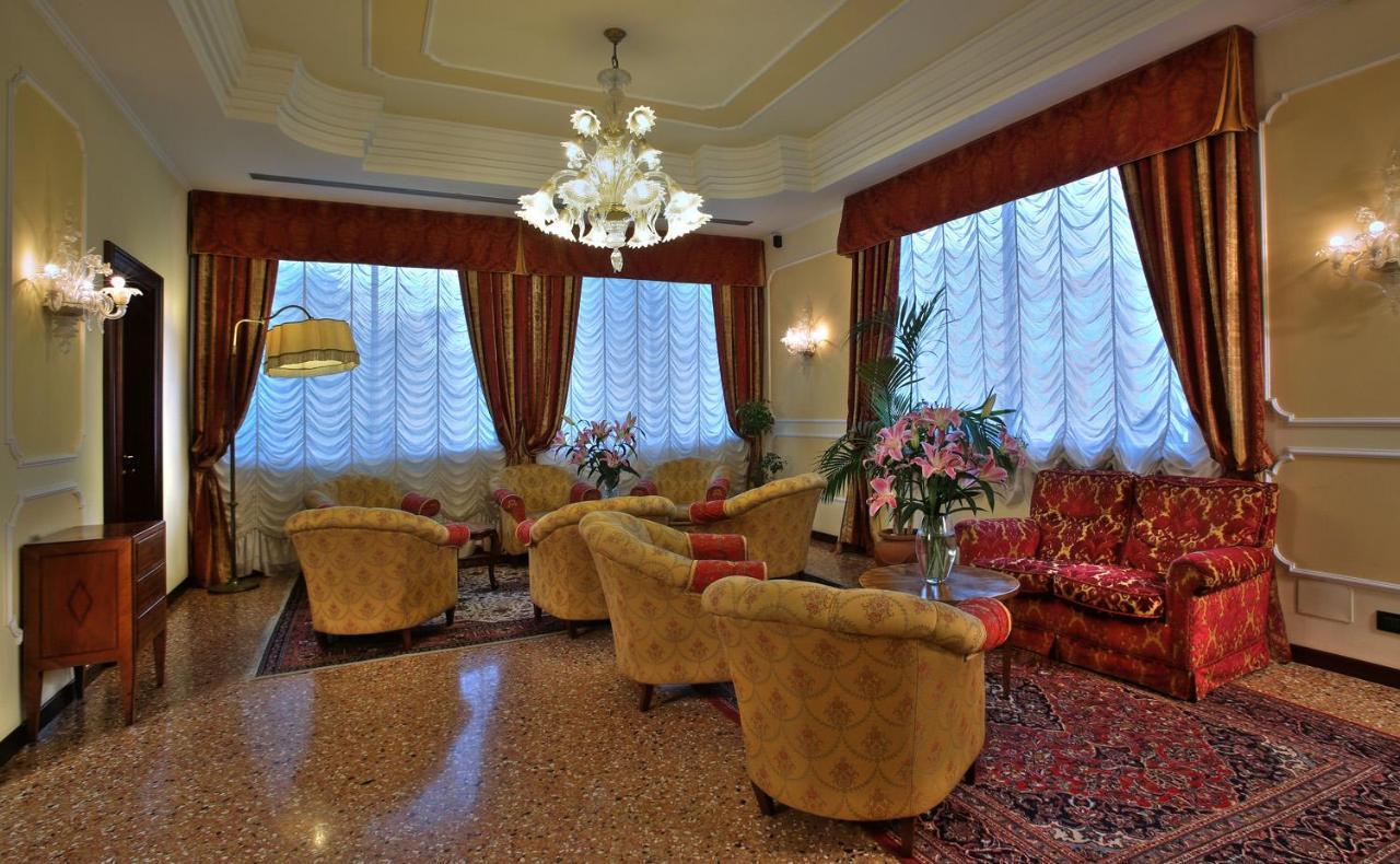 Hotel Terme Salus 아바노테르메 외부 사진
