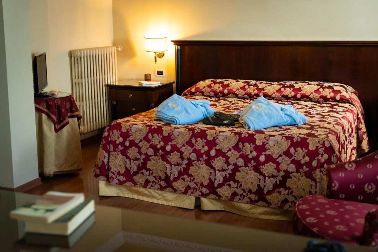 Hotel Terme Salus 아바노테르메 외부 사진
