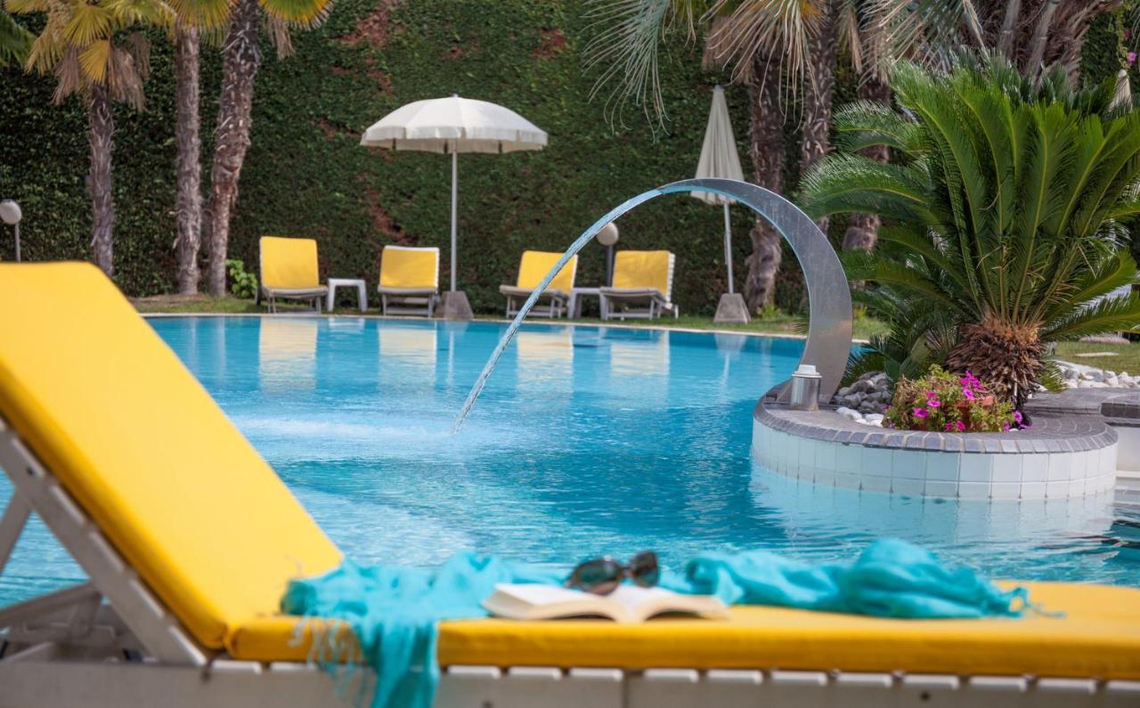 Hotel Terme Salus 아바노테르메 외부 사진