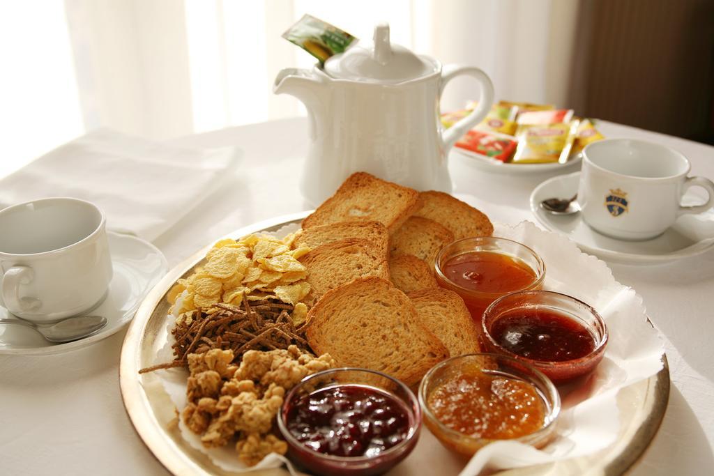 Hotel Terme Salus 아바노테르메 외부 사진